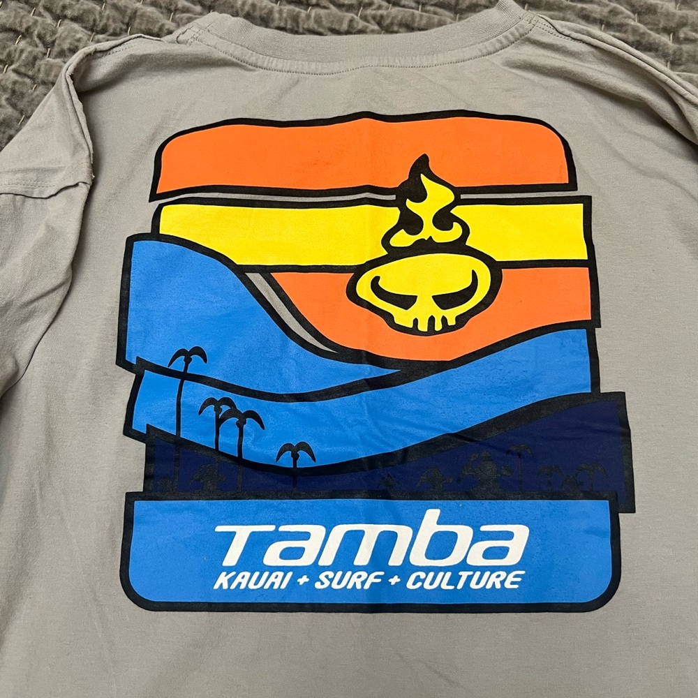 TAMBA Kauai surf shop cropped tee